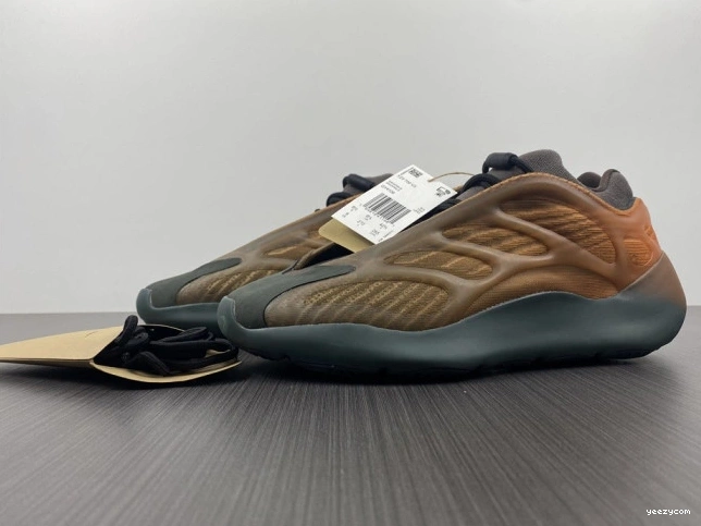V3 Boost 700 Adidas Yeezy Copfade GY4109 0713